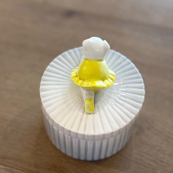 Vintage Fitz & Floyd Trinket Box Pig Ballerina Yellow Tutu - Picture 3 of 6